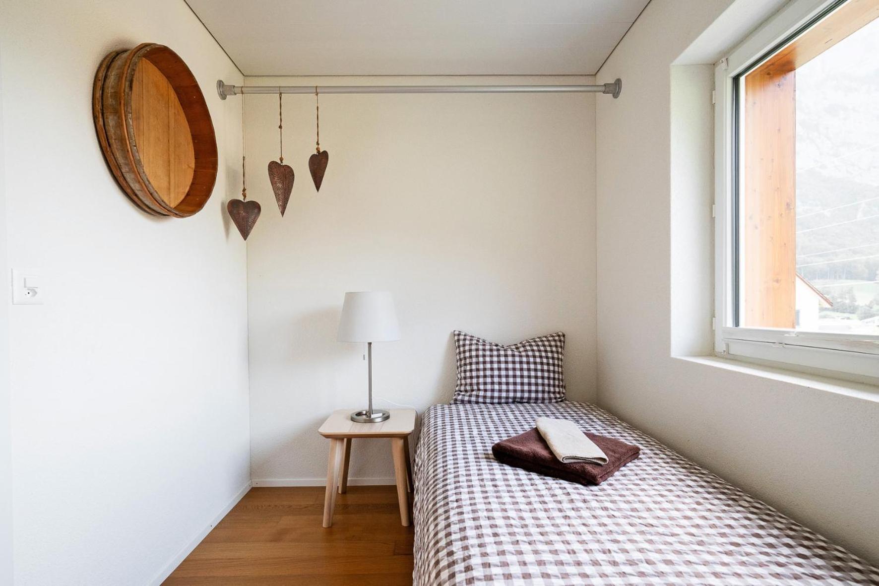 Ferienwohnung Glarner Bed Netstal Exterior foto