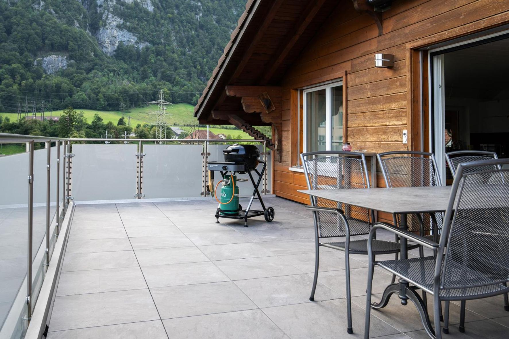 Ferienwohnung Glarner Bed Netstal Exterior foto